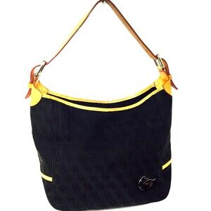 Dooney Bourke AUTHENIC Purse Large Tote Handbag Color Black K8221082